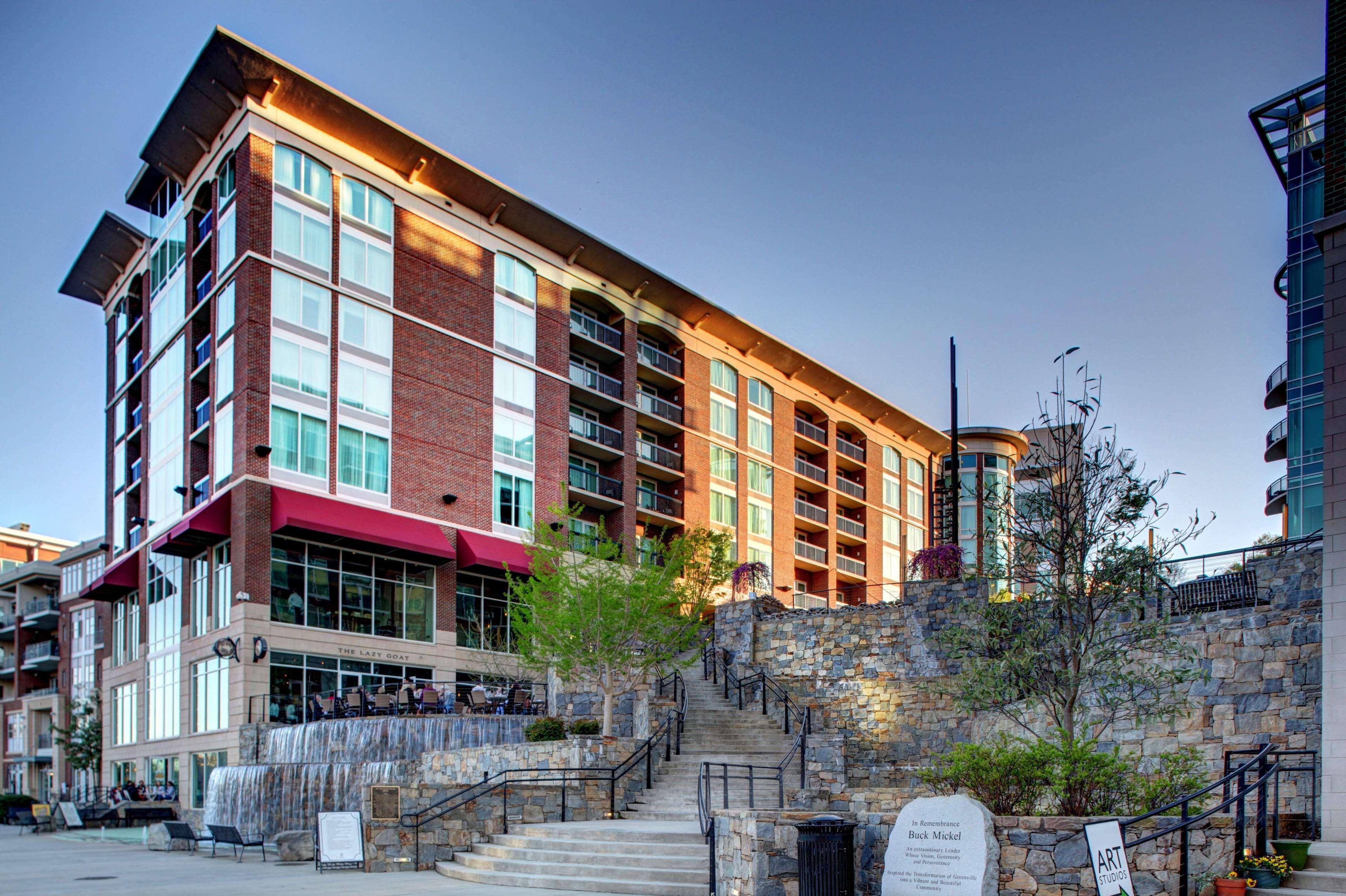 Hampton & Greenville-downtown-riverplace Hotel 3*