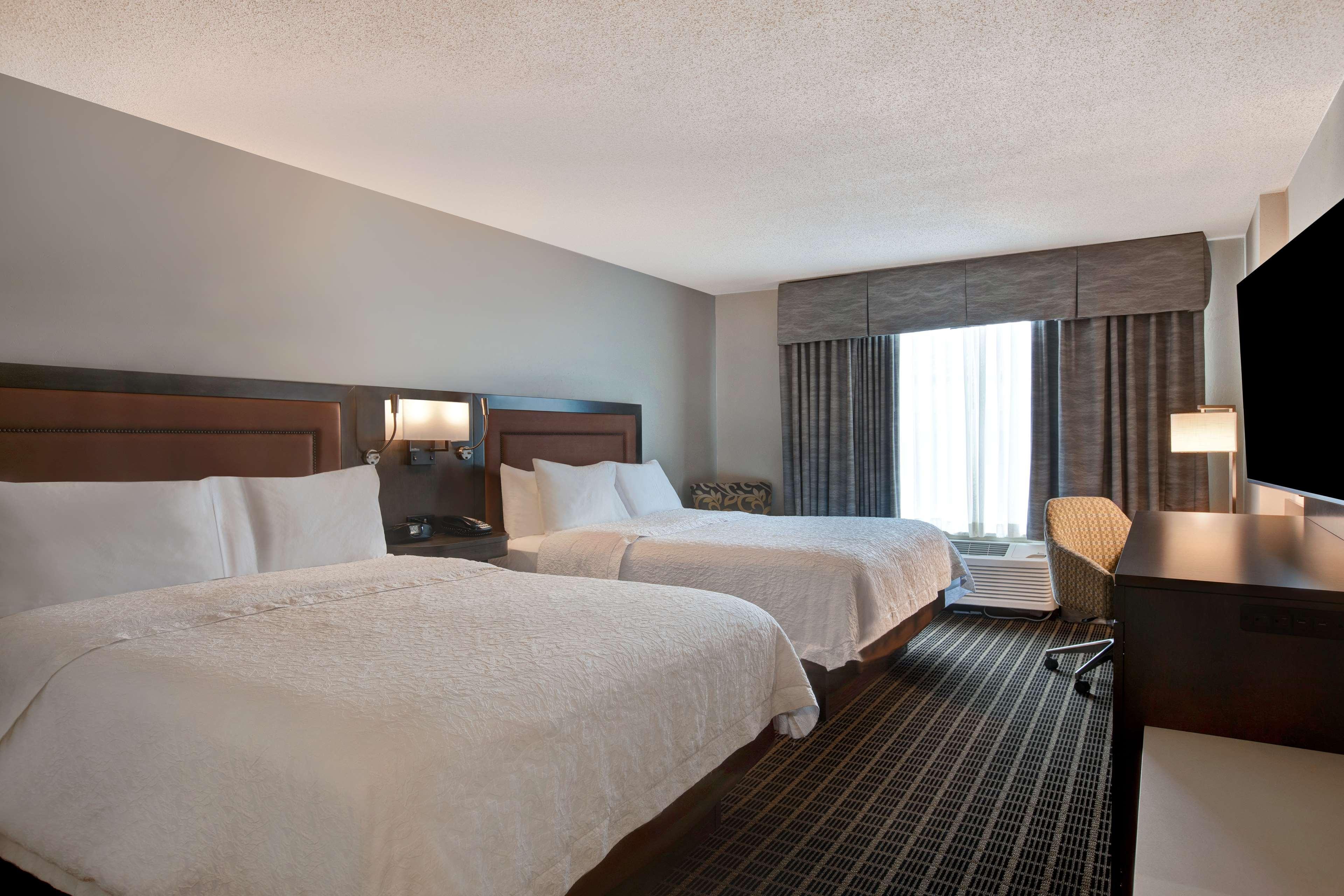 Hampton & Greenville-downtown-riverplace