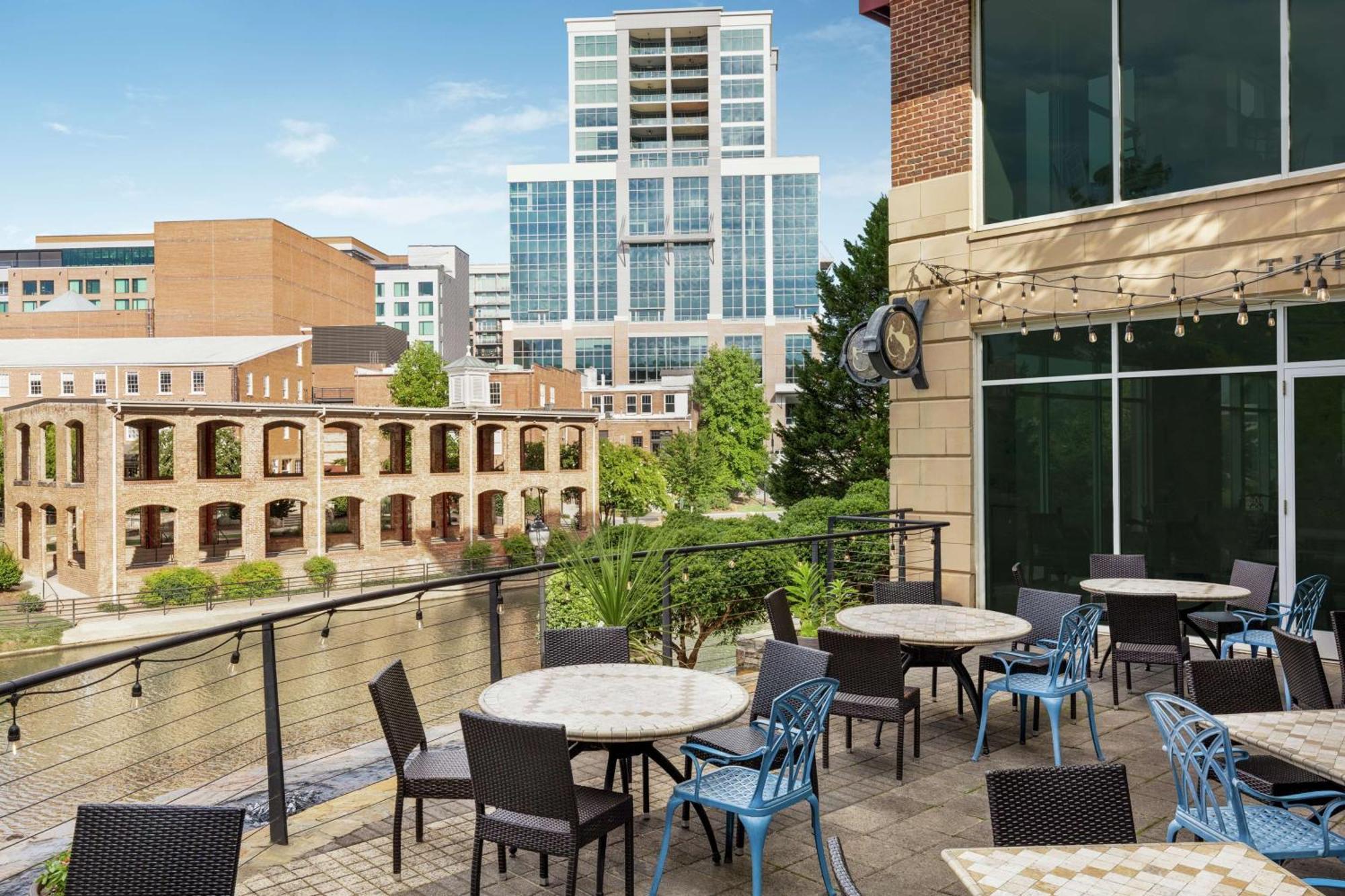 Hampton & Greenville-downtown-riverplace Hotel Greenville