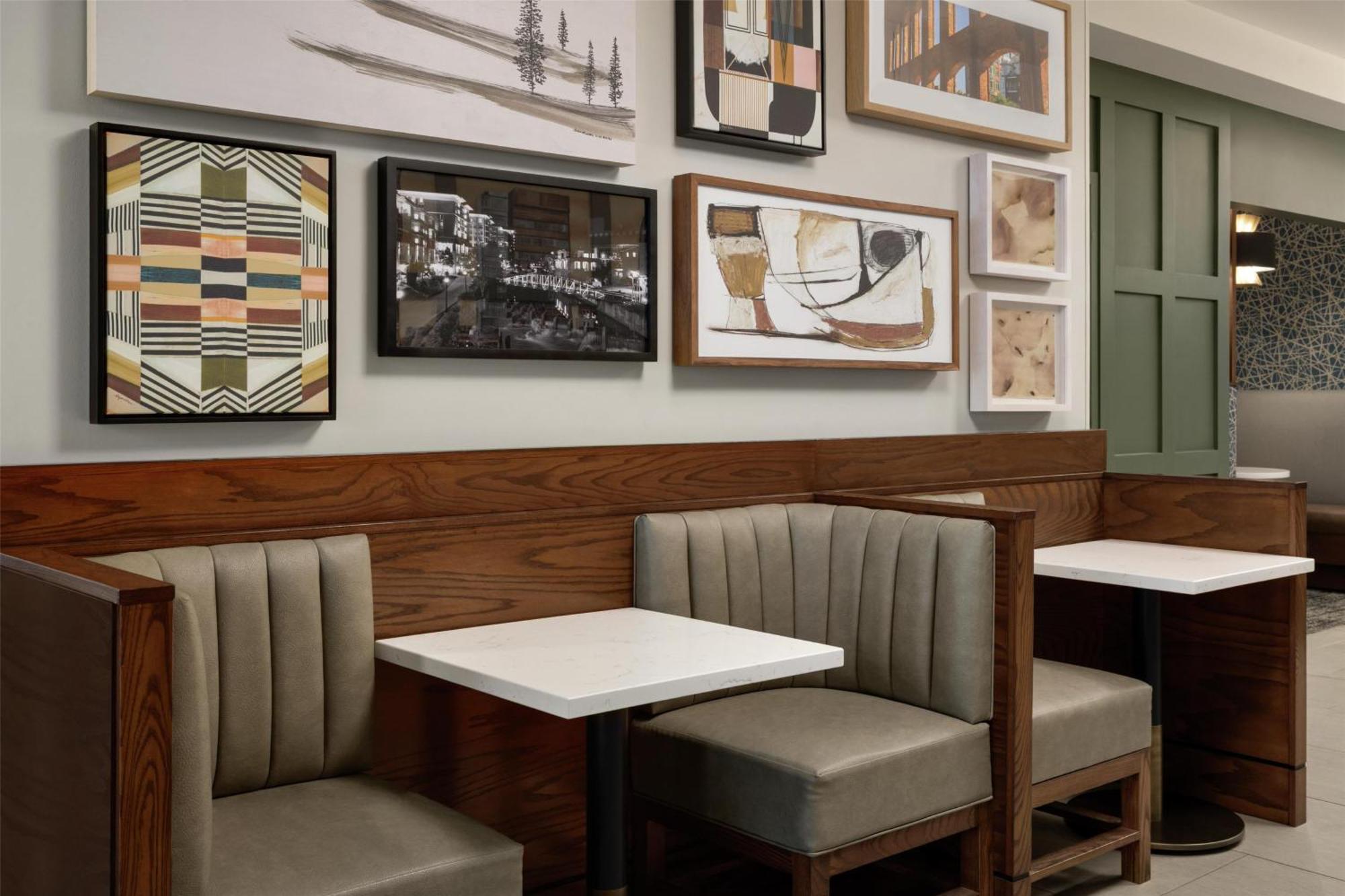 Hampton & Greenville-downtown-riverplace Hotel